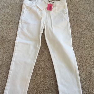 ❗️3/$15 Kardashian Kids white pants (4T)